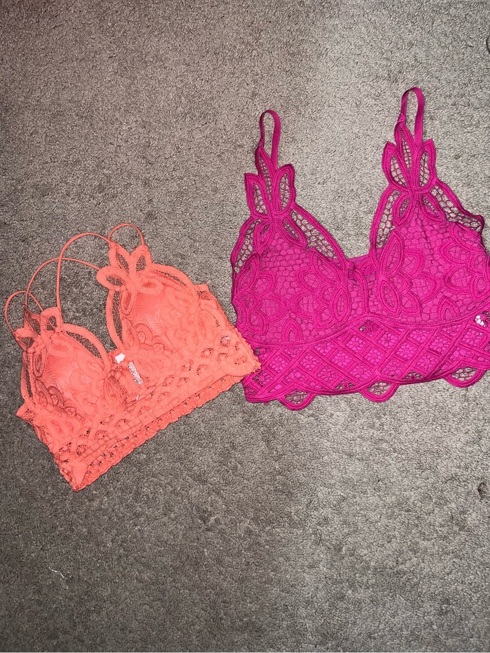 Zenana Peach Outfitters crochet lace bralette & A Fuchsia Amazon bralette Set